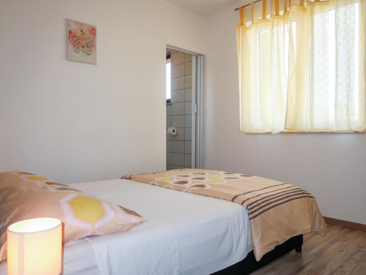 Apartment Rosic - Krk217 By Interhome Kornić Kültér fotó